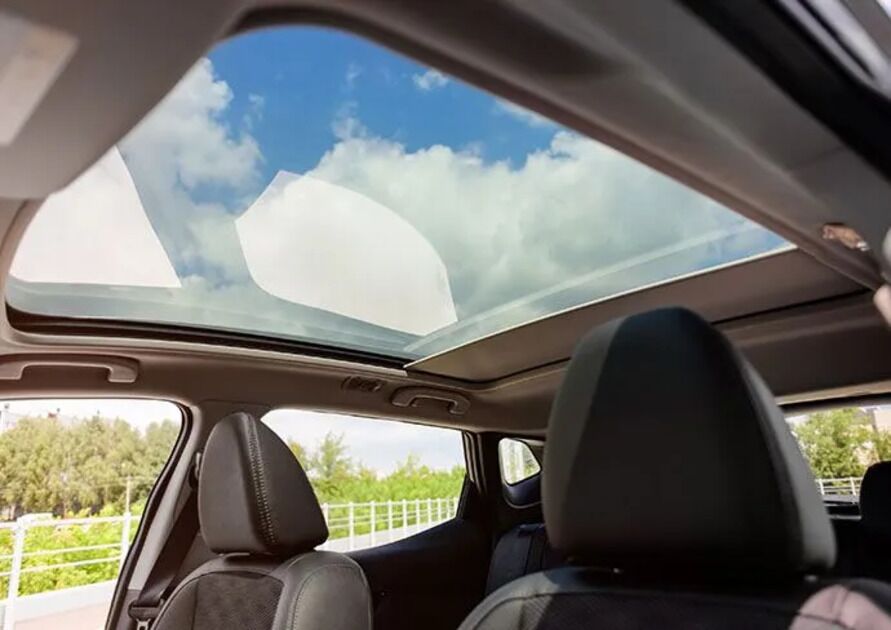Role of Sunroof in a Car Sunroof Installation Service
